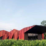 Playground of Possibilities / Singapore, BLACK / Singapore