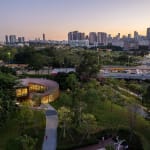 Playground of Possibilities / Singapore, BLACK / Singapore