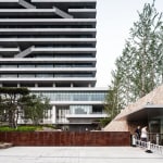 Playground of Possibilities / Singapore, BLACK / Singapore