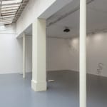 Lawrence Weiner, AT THE SAME MOMENT / AU MÊME MOMENT, 2000