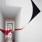 Felice Varini, CARRE BLEU NOIR ROUGE ET JAUNE AU DISQUE BLANC - PARIS, 2011
