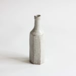 Akiko Hirai, 101. Kohiki Vase with Wood Ash Fluted