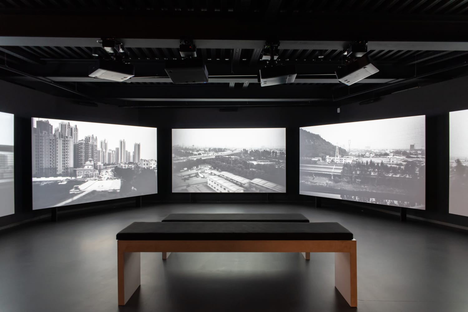 Connaissance des arts | De Paris à Amsterdam : les 5 meilleures expositions photo à découvrir en mai