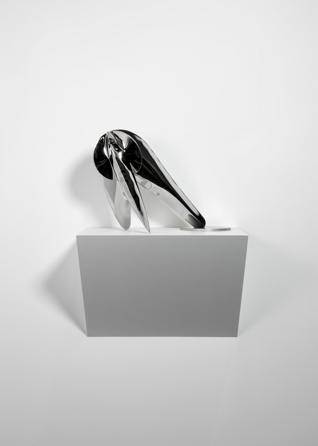 Braddon Snape, Allusive Object – Third Leg, 2025