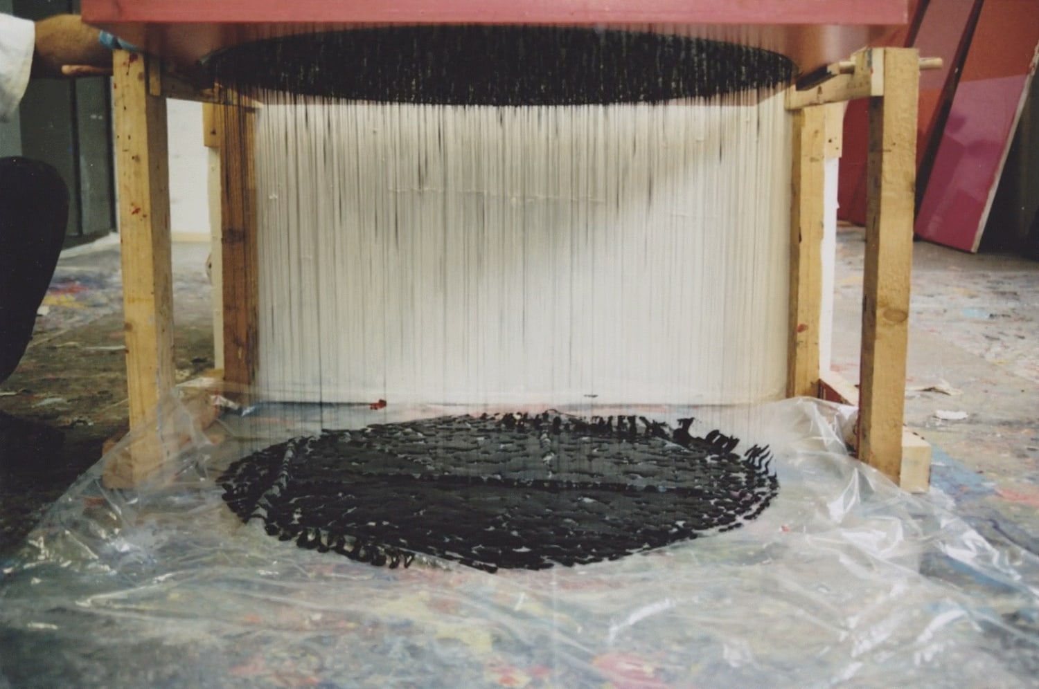 Making a Circle Painting, Ian Davenport Studio