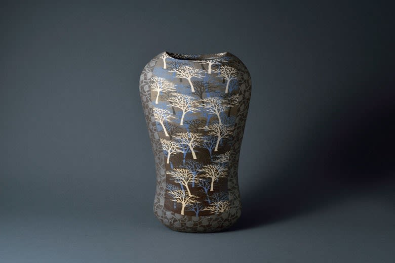 Saeki Moriyoshi , Vase with Japanese Zelkova Tree Design, 2012