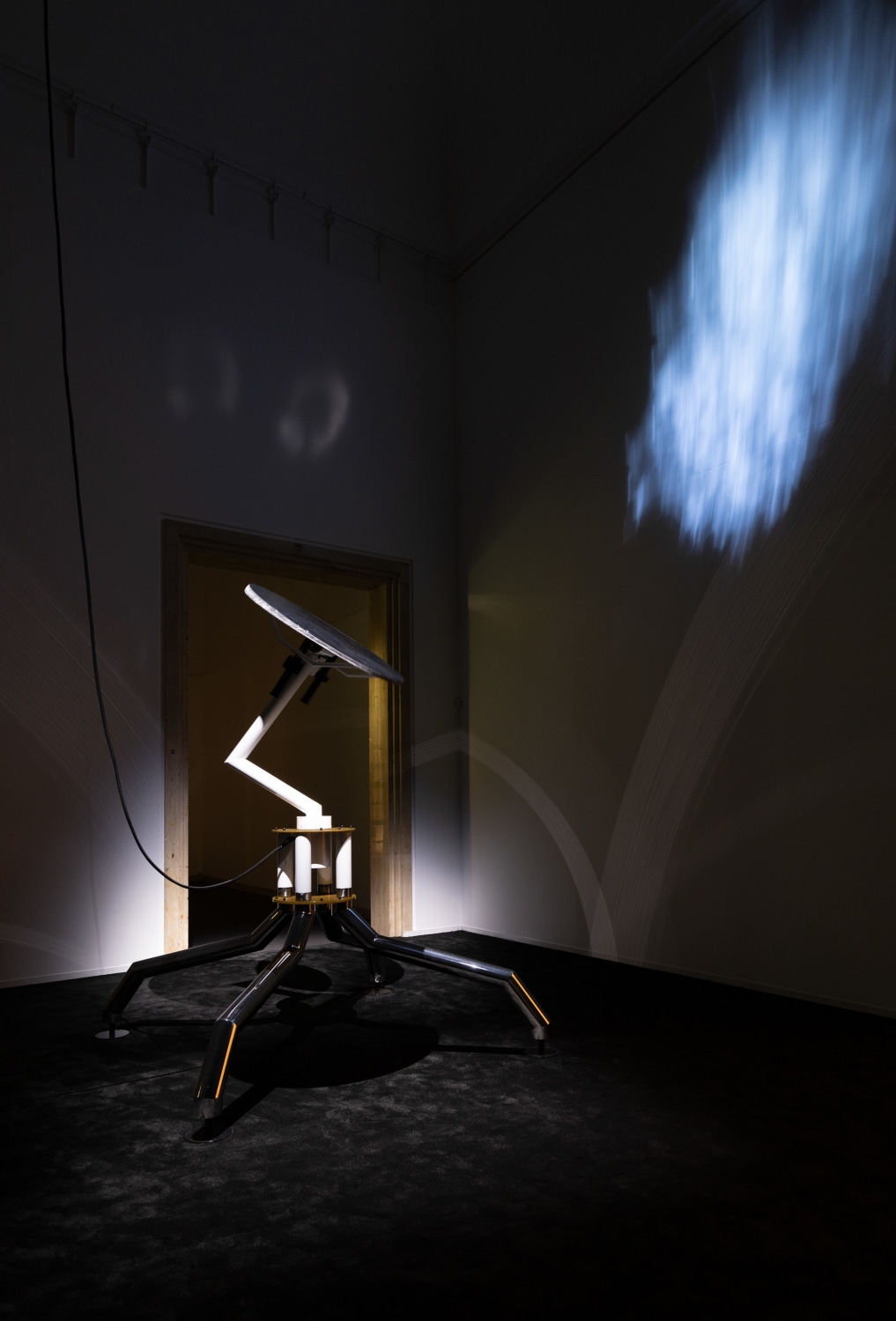 Philippe Parreno, Heliotrope, 2023-2024 | Esther Schipper
