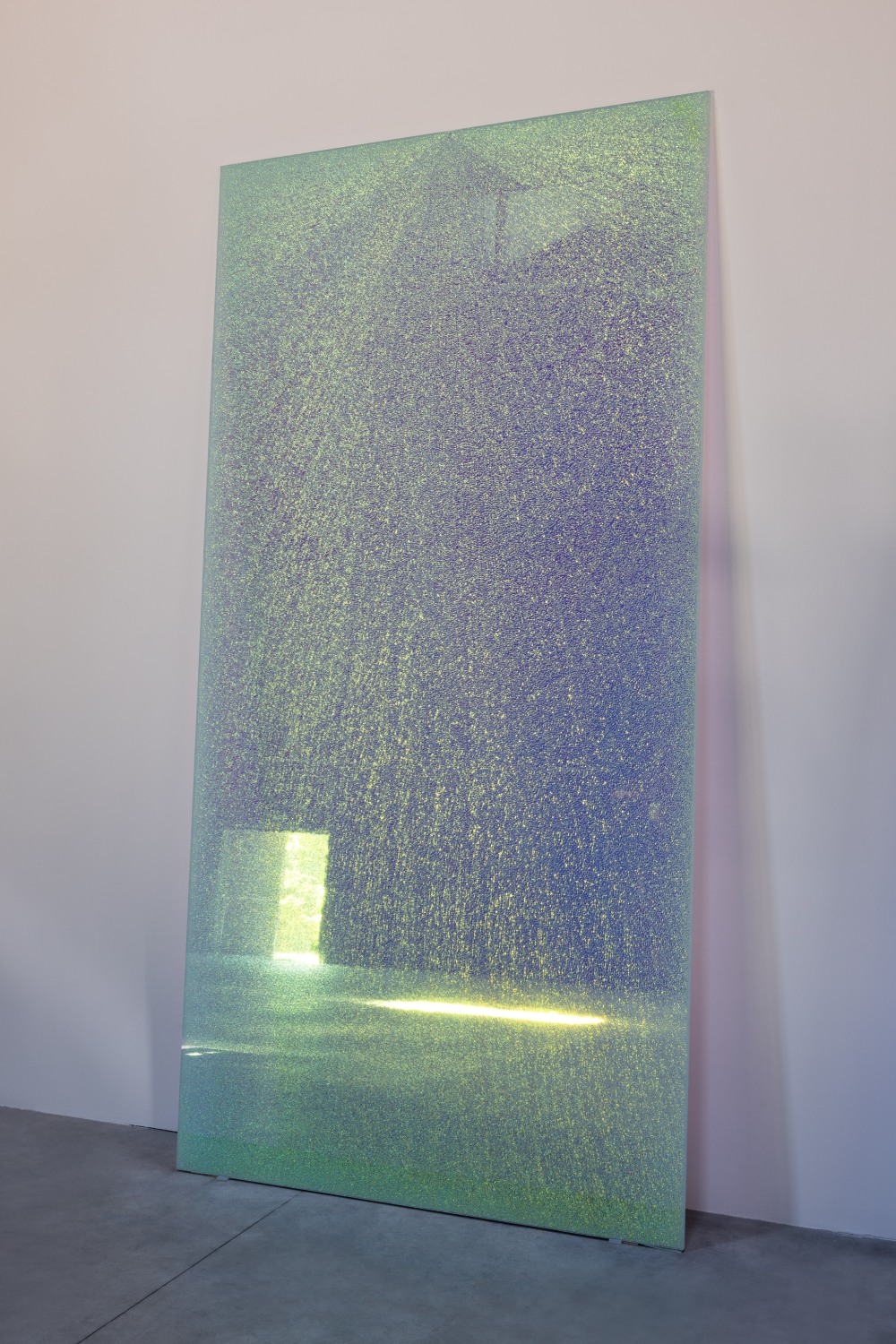 Ann Veronica Janssens, Magic Mirror (Pink), 2013-2023