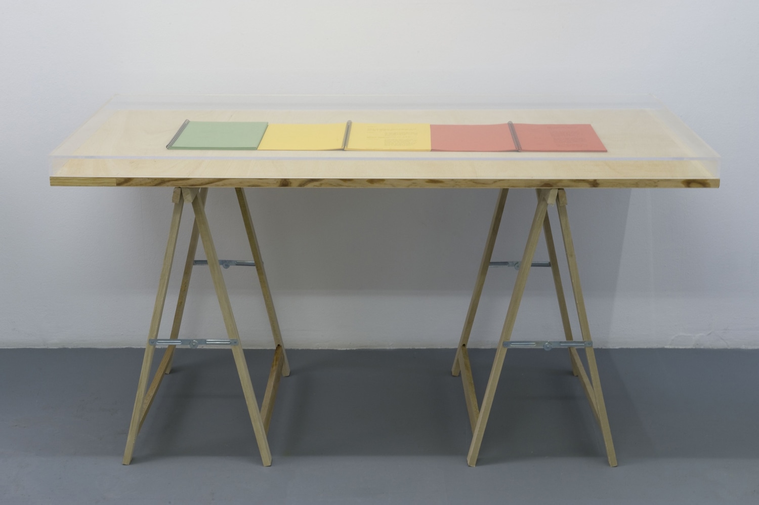Exhibition view Liam Gillick: One Long Walk... Two Short Piers..., 2010 Kunst- und Ausstellungshalle der Bundesrepublik Deutschland, Bonn Photo ©...
