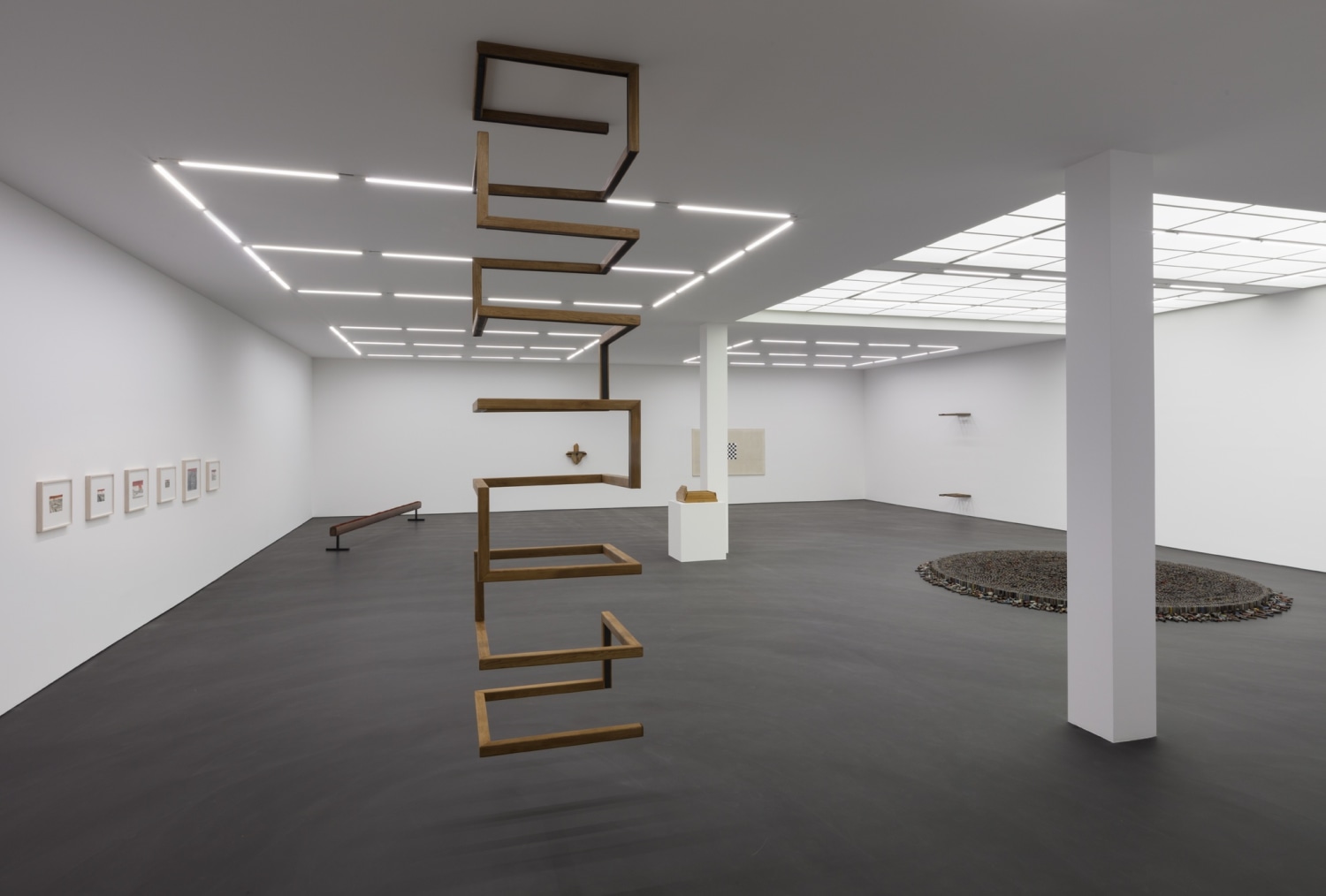 Exhibition view: Perfect Society, Esther Schipper, Berlin, 2019 Photo © Andrea Rossetti