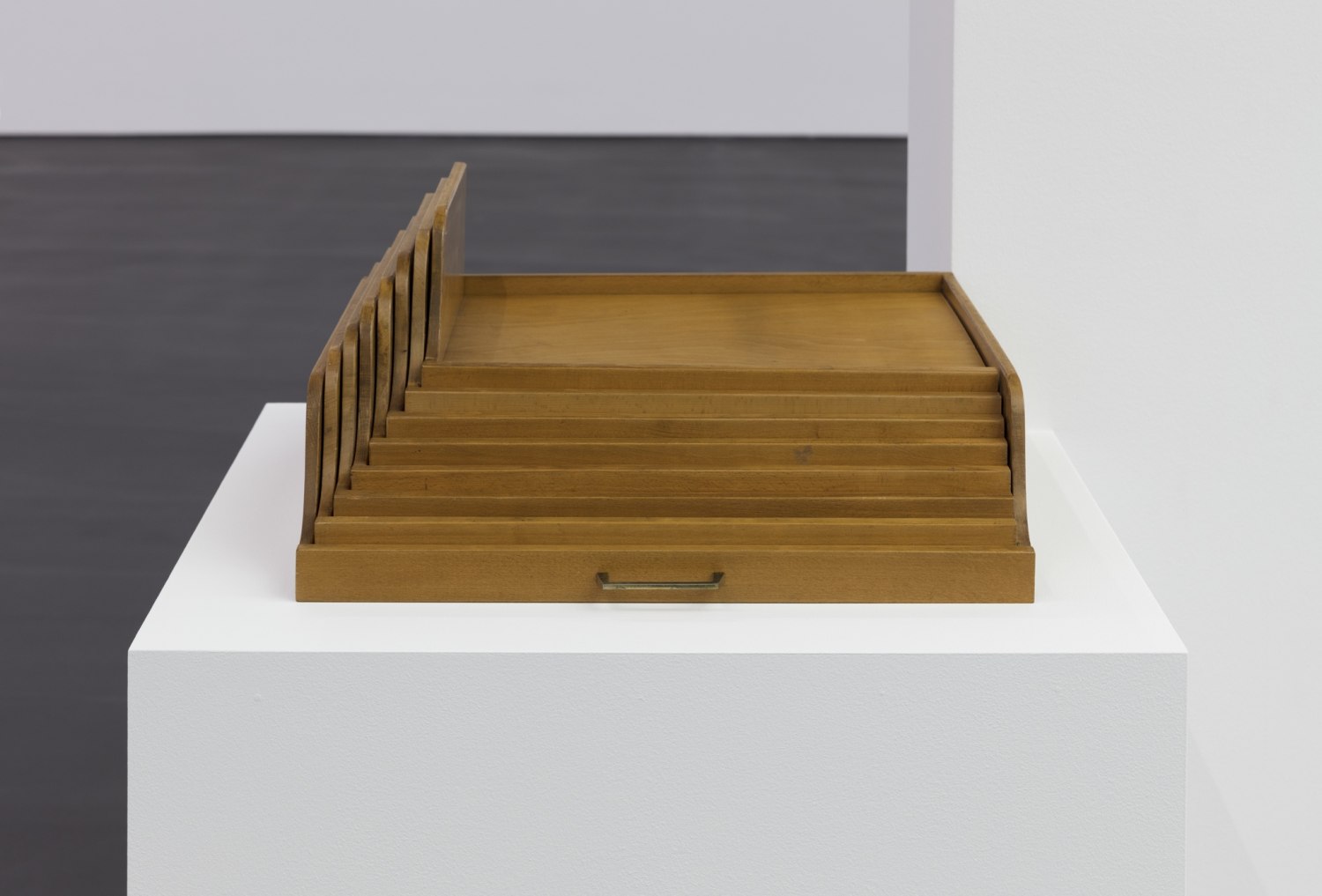 Becoming a Row, 2019 Modified wooden drawers 26,5 x 56,7 x 48,8 cm Photo © Andrea Rossetti