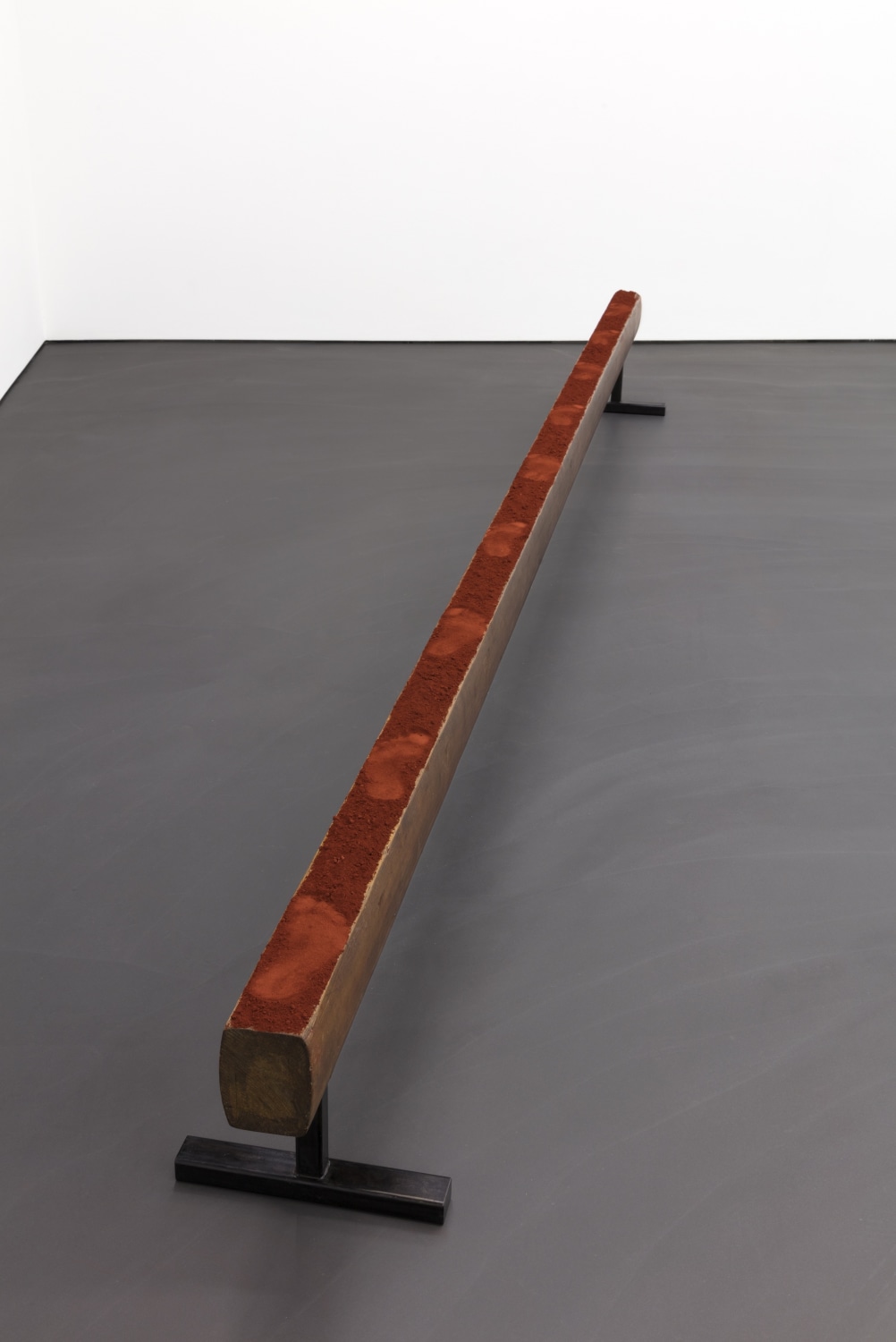 Mars Walk, 2019 Found balance beam, red dust 45,5 x 4,97 x 40 cm Photo © Andrea Rossetti