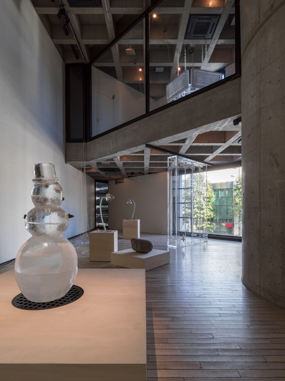 Exhibition view: Philippe Parreno, A Manifestation of Objects, WATARI-UM, The Watari Museum of Contemporary Art, Tokyo, 2019–2020 Photo © Yasushi...