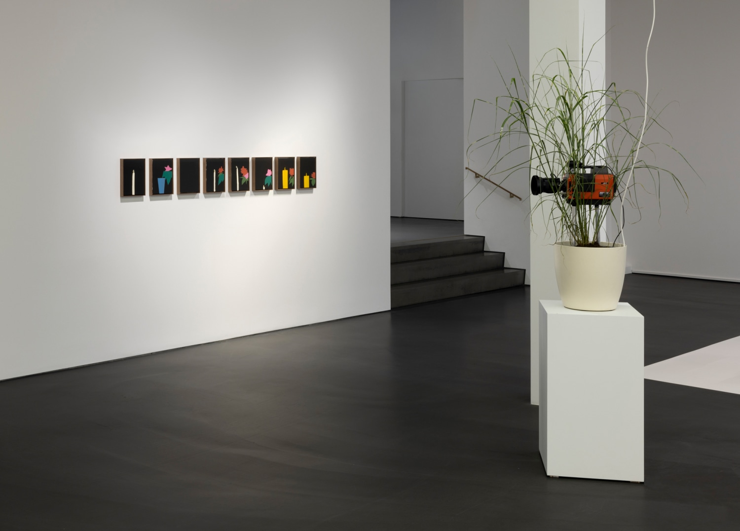 Exhibition view: Summer ’22, Esther Schipper, Berlin, 2022. Photo © Andrea Rossetti