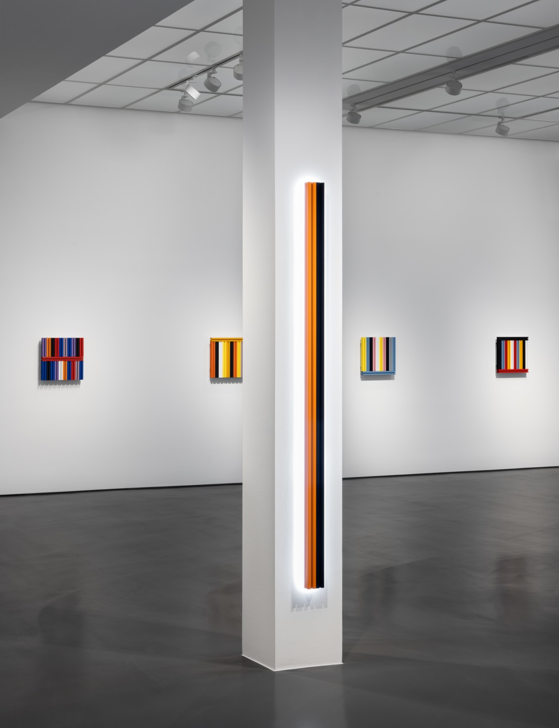 Exhibition view: Liam Gillick, Fact Structures Amount Structures Language Structures, Esther Schipper, Berlin, 2024. Photo © Andrea Rossetti