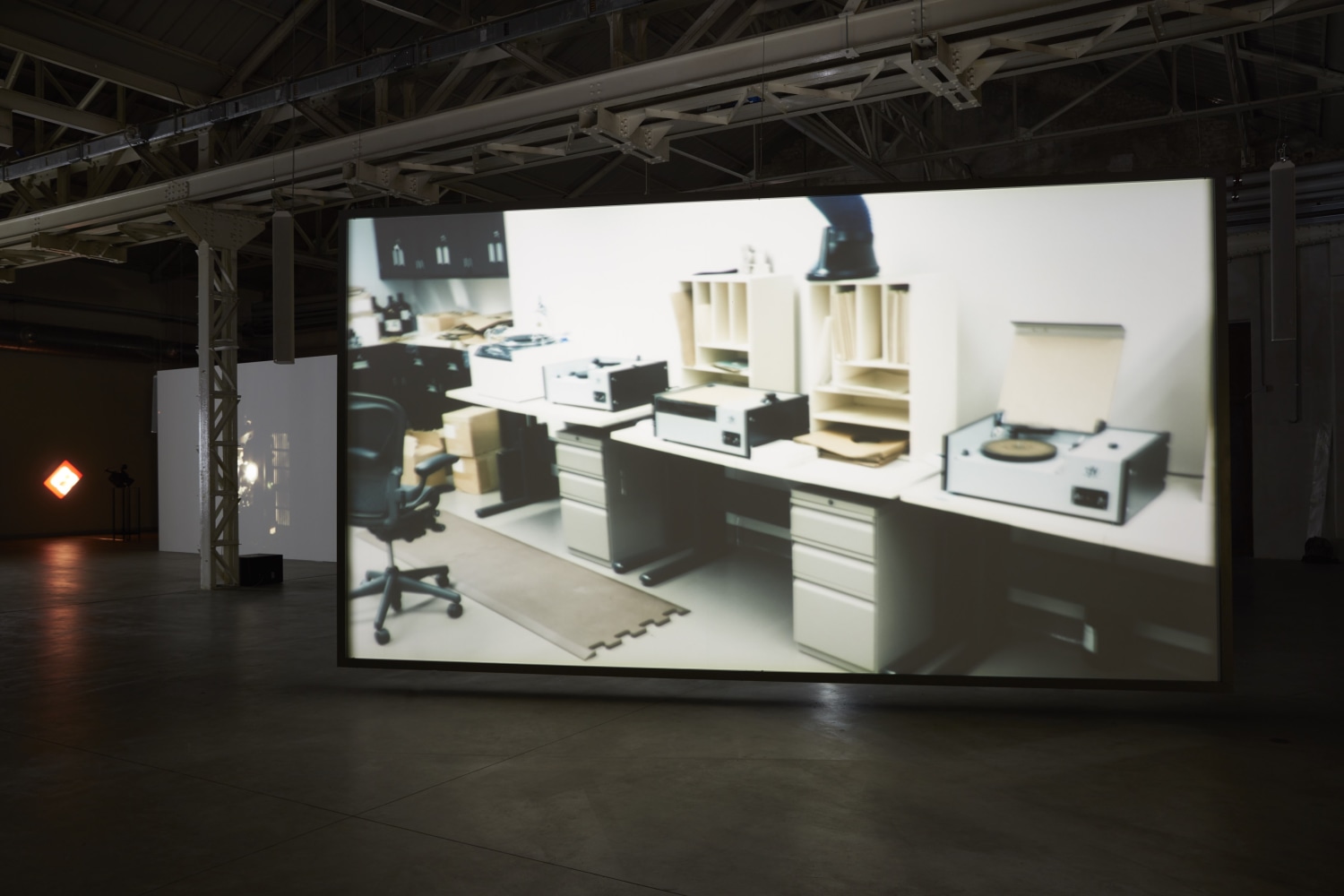 Rosa Barba From Source to Poem, 2016 35 mm film (color, optical sound) Duration: 12 min Exhibition view: From Source...