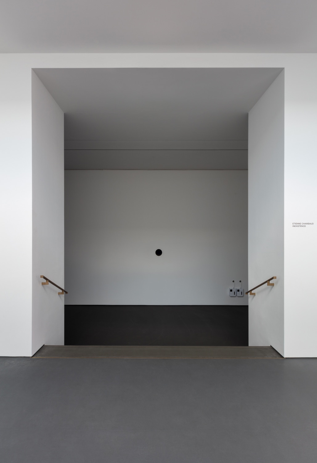 Exhibition view: Inexistence, Esther Schipper, Berlin, 2021. Photo © Andrea Rossetti