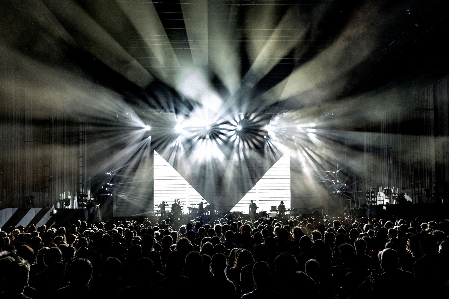 New Order + Liam Gillick: So It Goes.., Wiener Festwochen, Vienna, 2018. Photo © Warren Jackson