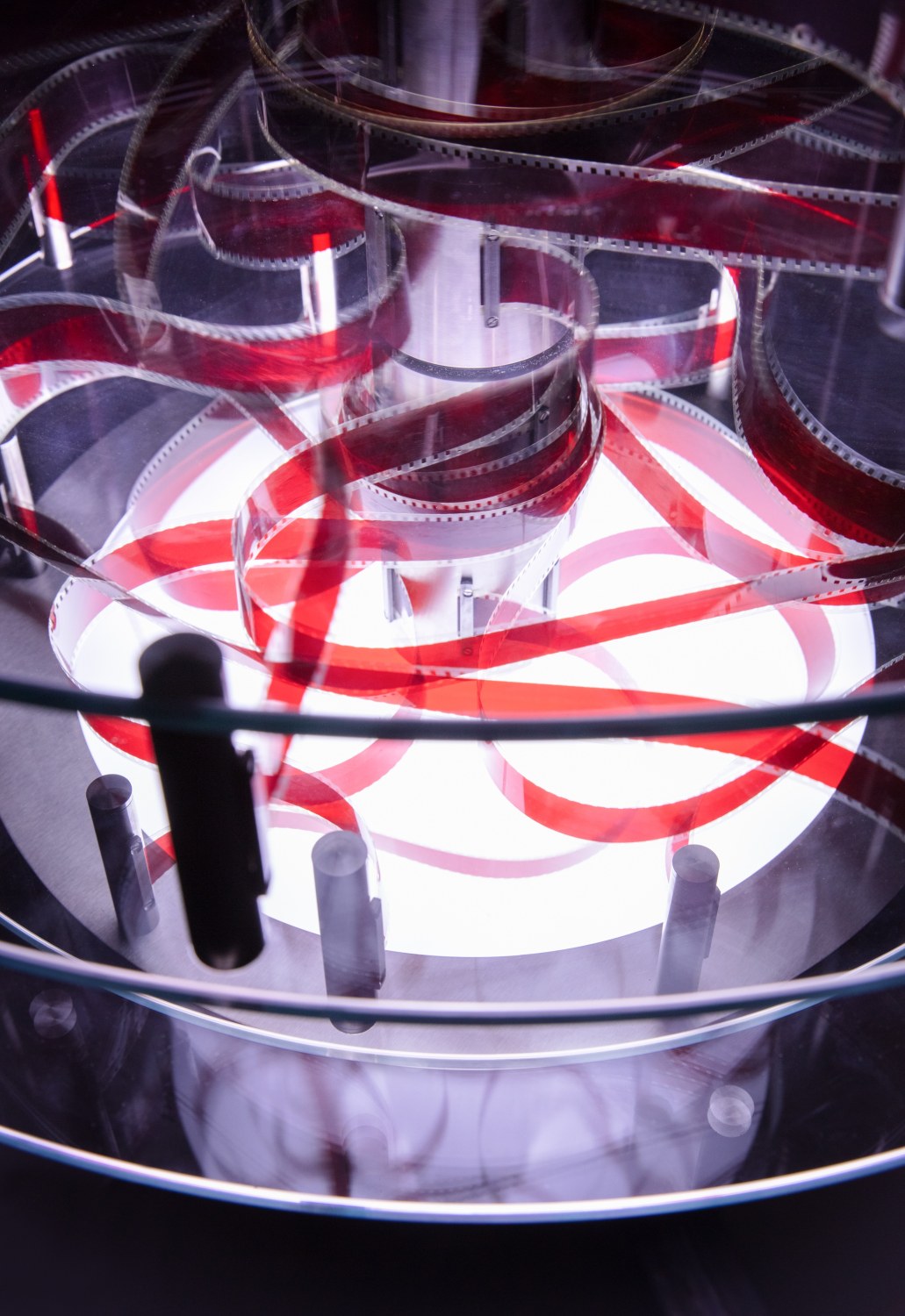 Rosa Barba Off Splintered Time, 2021 (detail) Glass, motors, 35mm film 70 x 80 x 80 cm Exhibition view: Rosa...