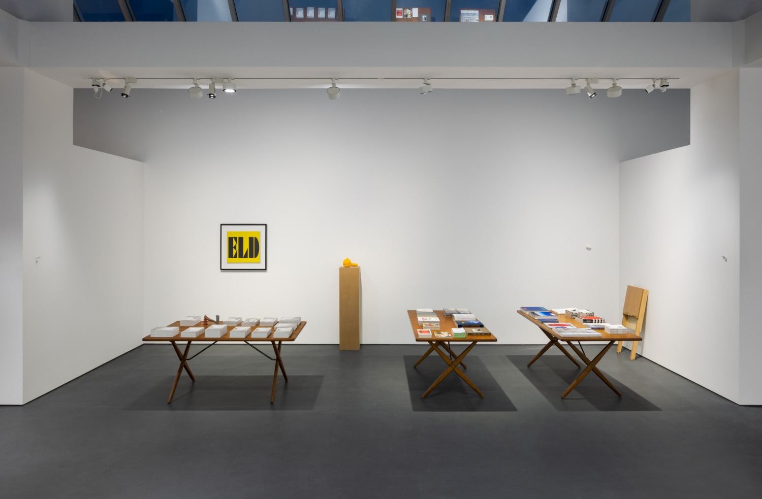 Special presentation around Jeanne Tremsal's new book 'My father, mon père, mein Vater’ With works by Angela Bulloch, Isa Melsheimer,...