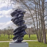 Installation view, TONY CRAGG at Skulpturengarten Spanischer Turm, 2025