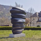 Installation view, TONY CRAGG at Skulpturengarten Spanischer Turm, 2025