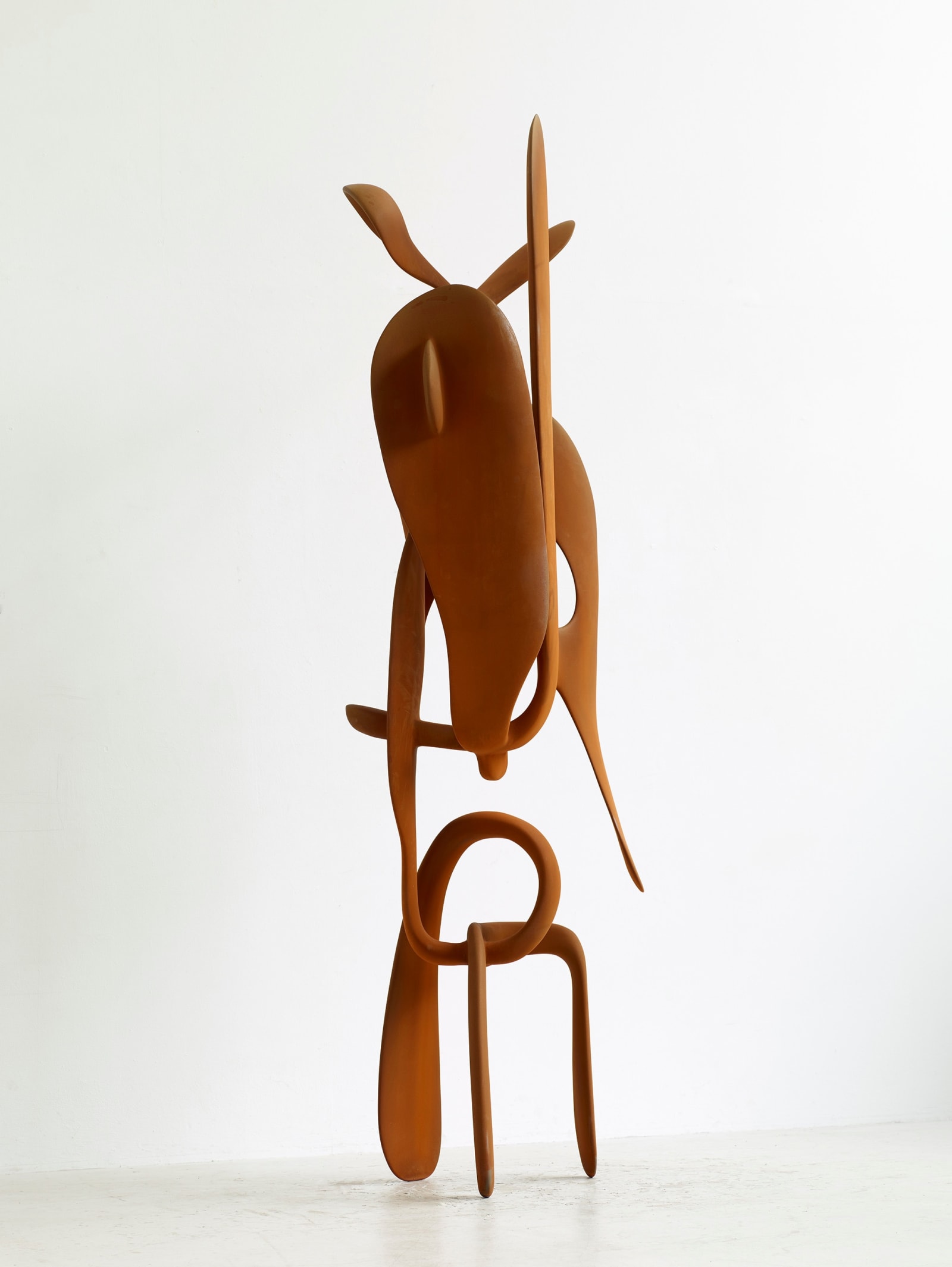 Tony Cragg Incident (Upwards), 2022