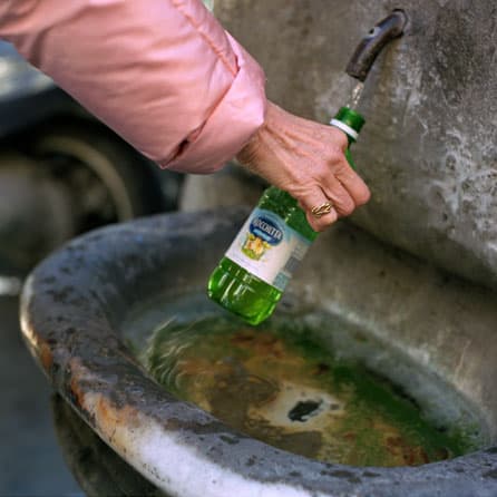 Jeff Wall Basin in Rome 2, 2003 -2006