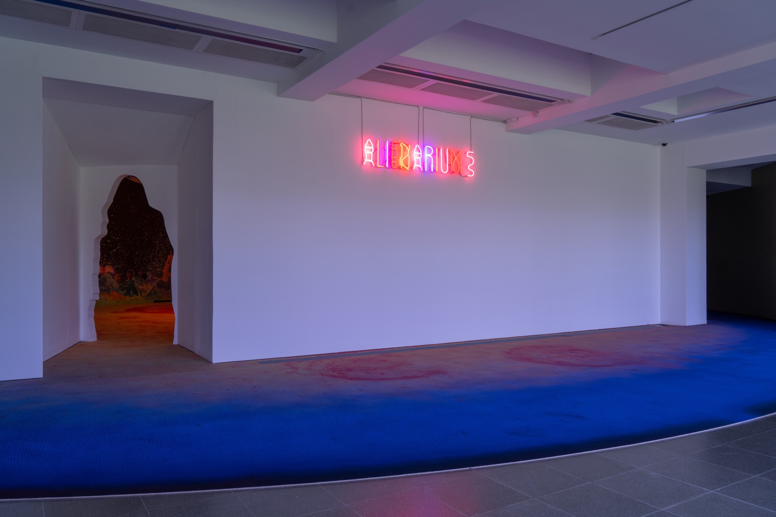 Dominique Gonzalez-Foerster, Alienarium 5 (Neon), 2022 | Esther Schipper