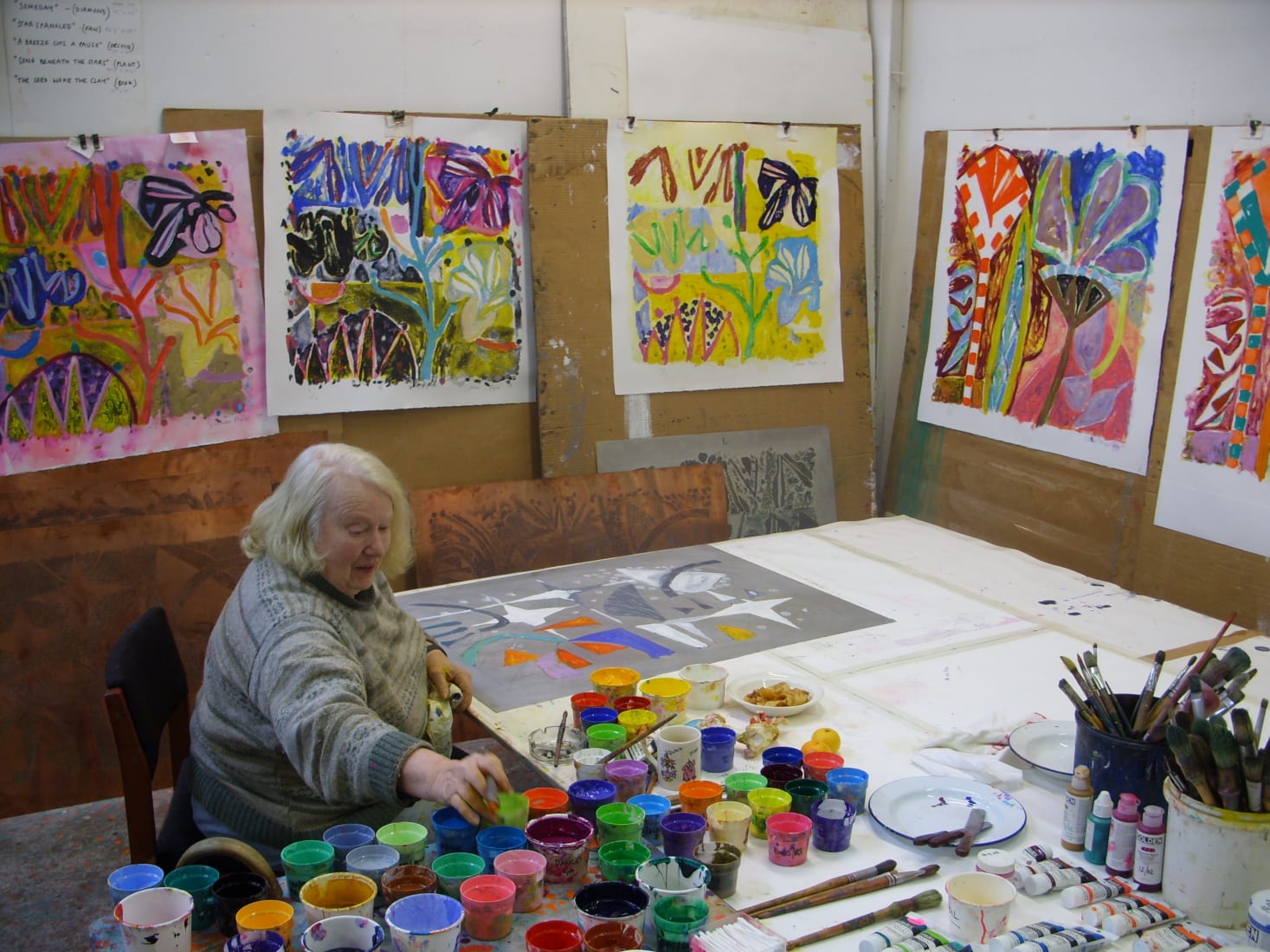 <p>Gillian Ayres at 107 Workshop, Wiltshire, 2010. Photo: Andrew Smith</p>