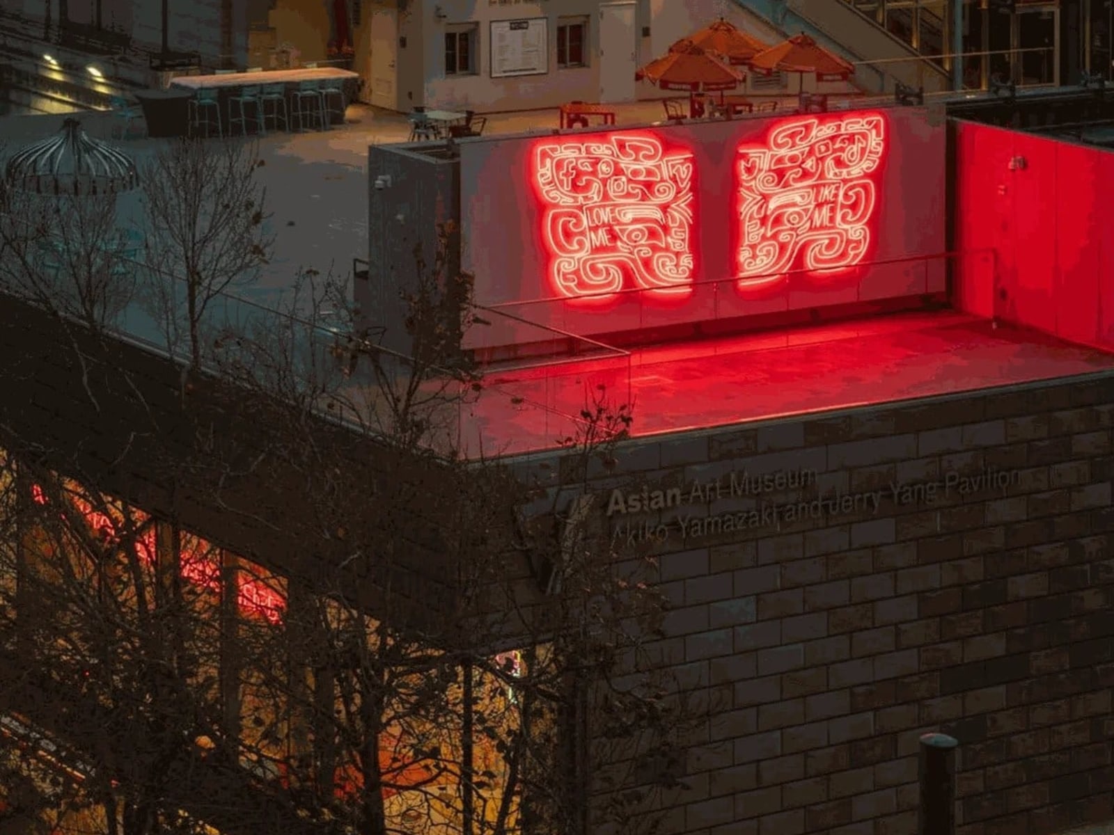 Kongkee, Taotie (2022) | Image courtesy the Asian Art Museum of San Francisco
Taotie (2022) was originally commissioned by the Asian Art Museum of San Francisco for Kongkee: Warring States Cyberpunk.