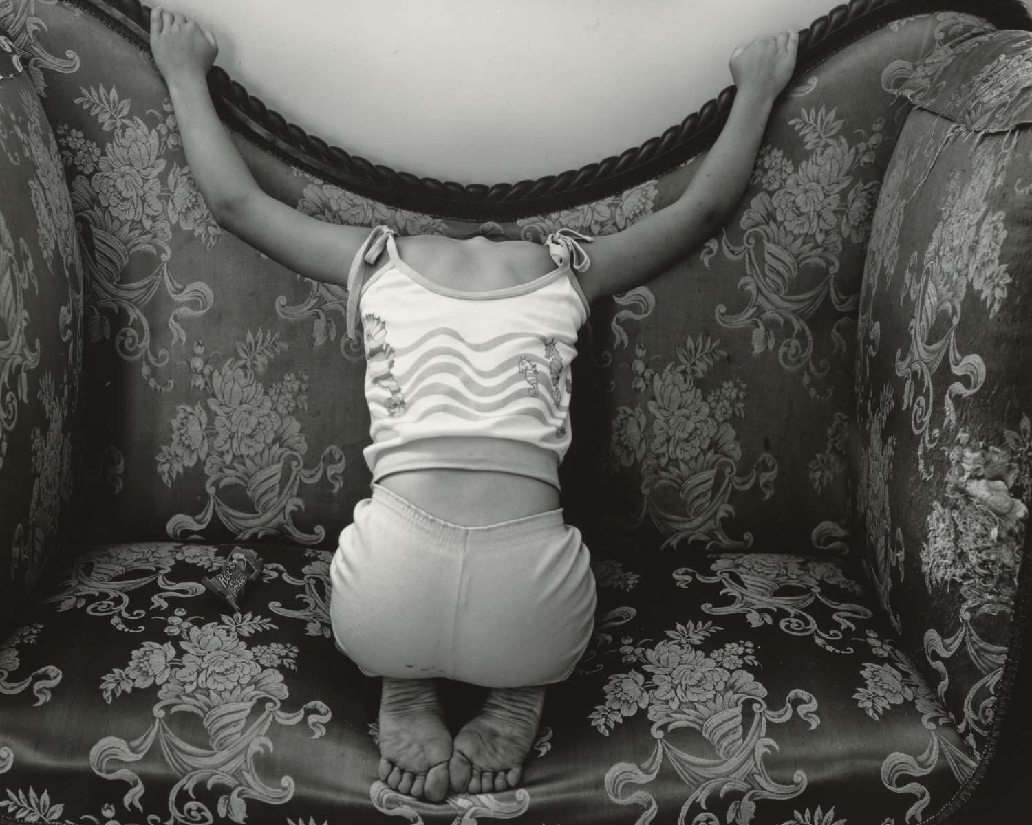 In Atlanta, Sally Mann’s Affecting Look at the Naïve Boldness of Adolescence The exhibition “At Twelve” showcases twelve photographs, all with twelve-year-old subjects, depicting the imaginative futurisms of the age.
