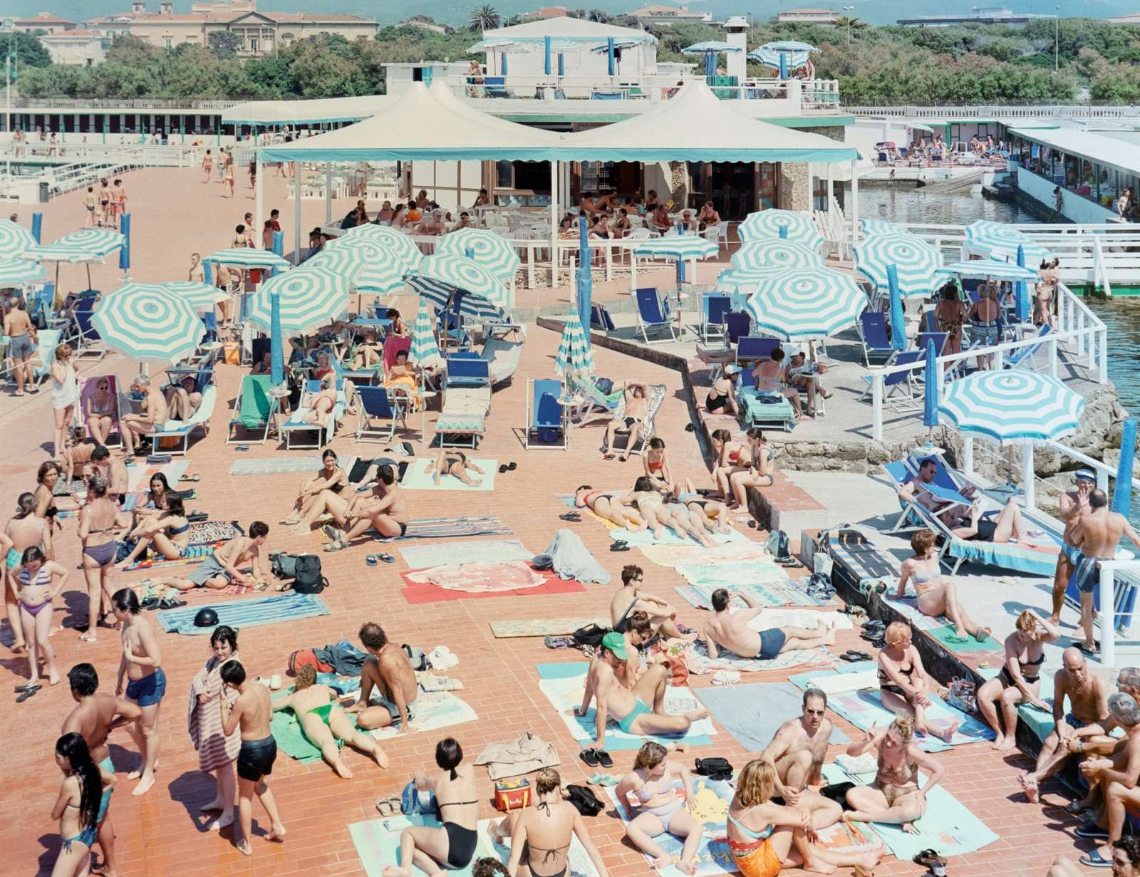Massimo Vitali, Bagni Lido (Plate 15 #1463), 2006