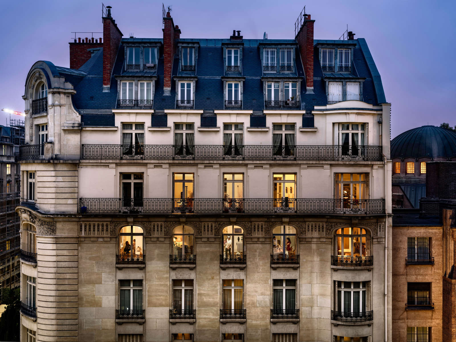 Gail Albert Halaban, Lighting the candles, Avenue Stephane Mallarmé 75027, 2024