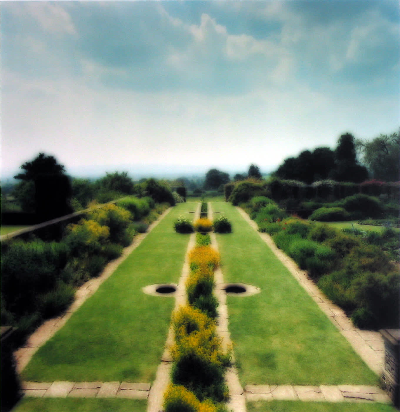 Lynn Geesaman, Hestercombe Gardens, England (7-00-6c-5), 2000