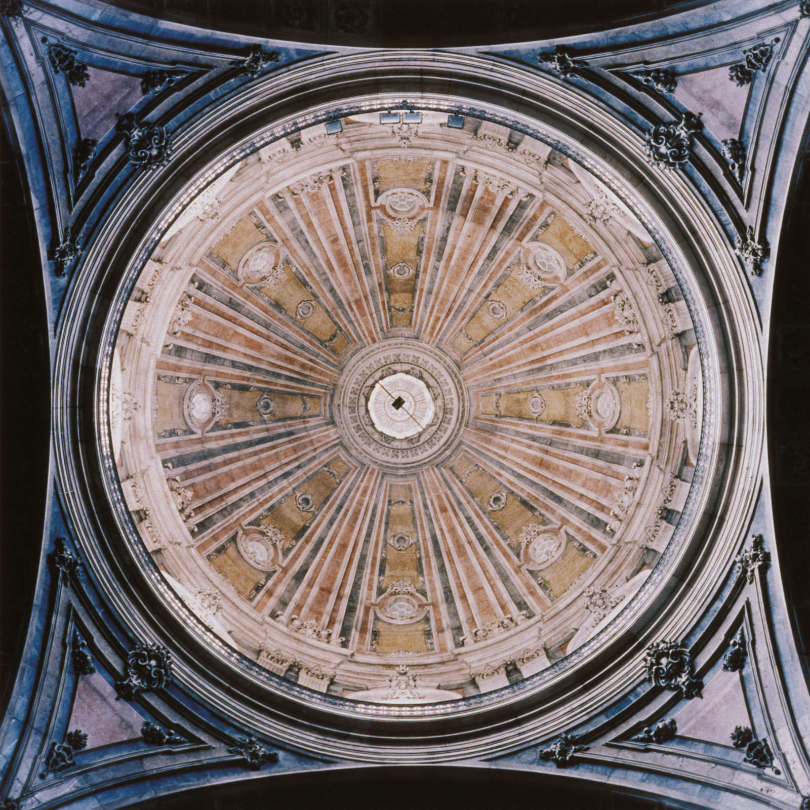David Stephenson, Dome #41909, Basilica de Estrela, Lisbon, 2003