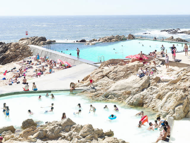 Massimo Vitali, Piscina das Mares Right, Portugal, D0019 , 2016