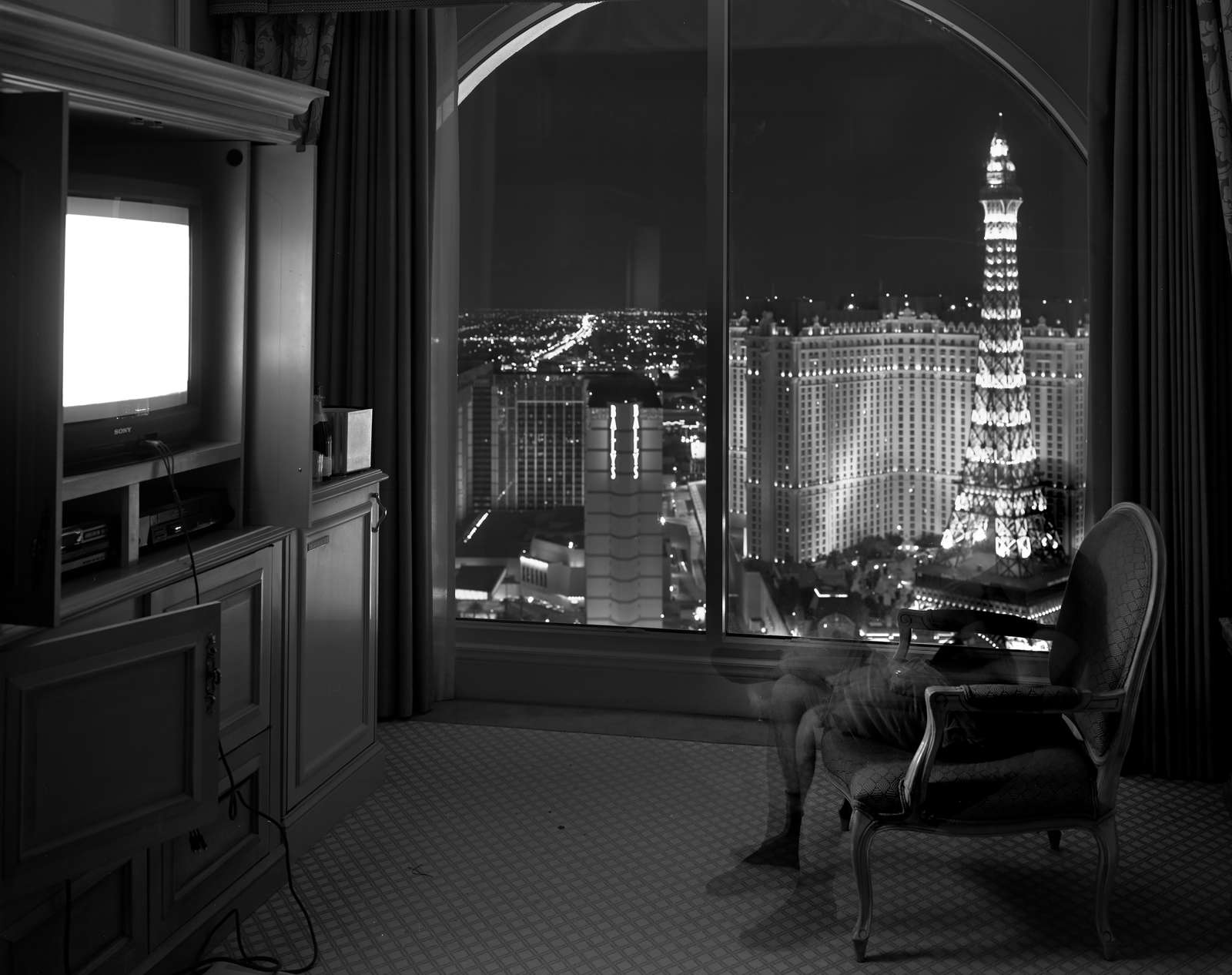 Matthew Pillsbury, Alex Franklin, Project Gotham Racing, Las Vegas, Tuesday November 22nd, 2005; 10:48-11:24 pm (TV05144)