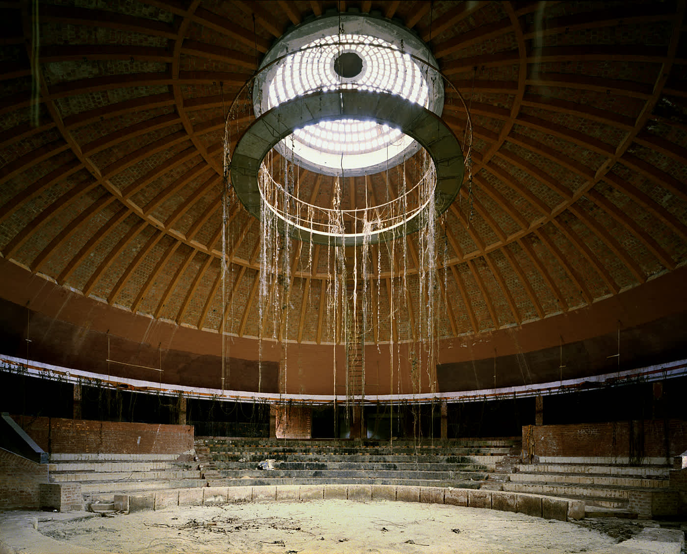 Andrew Moore, Escuela de Ballet, 2000