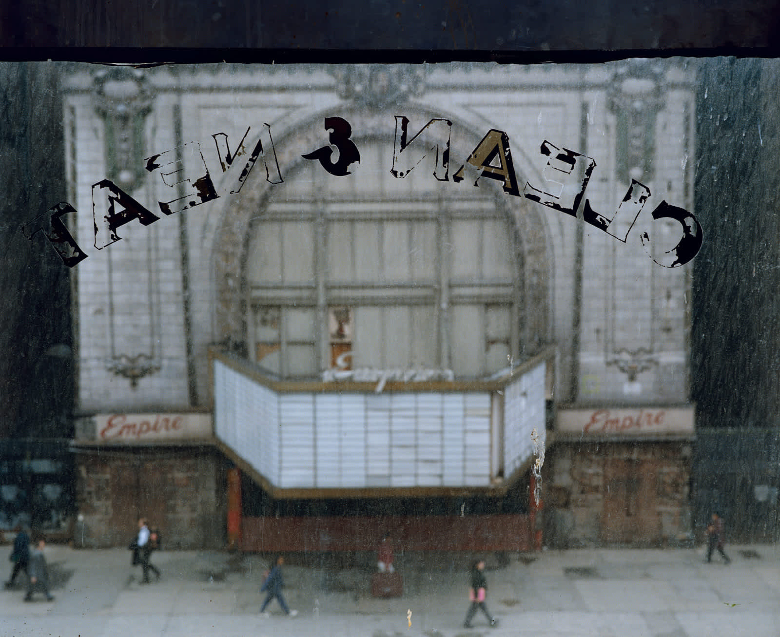 Mitch Epstein, Untitled NY (Clean and Neat), from the series The City, 1997