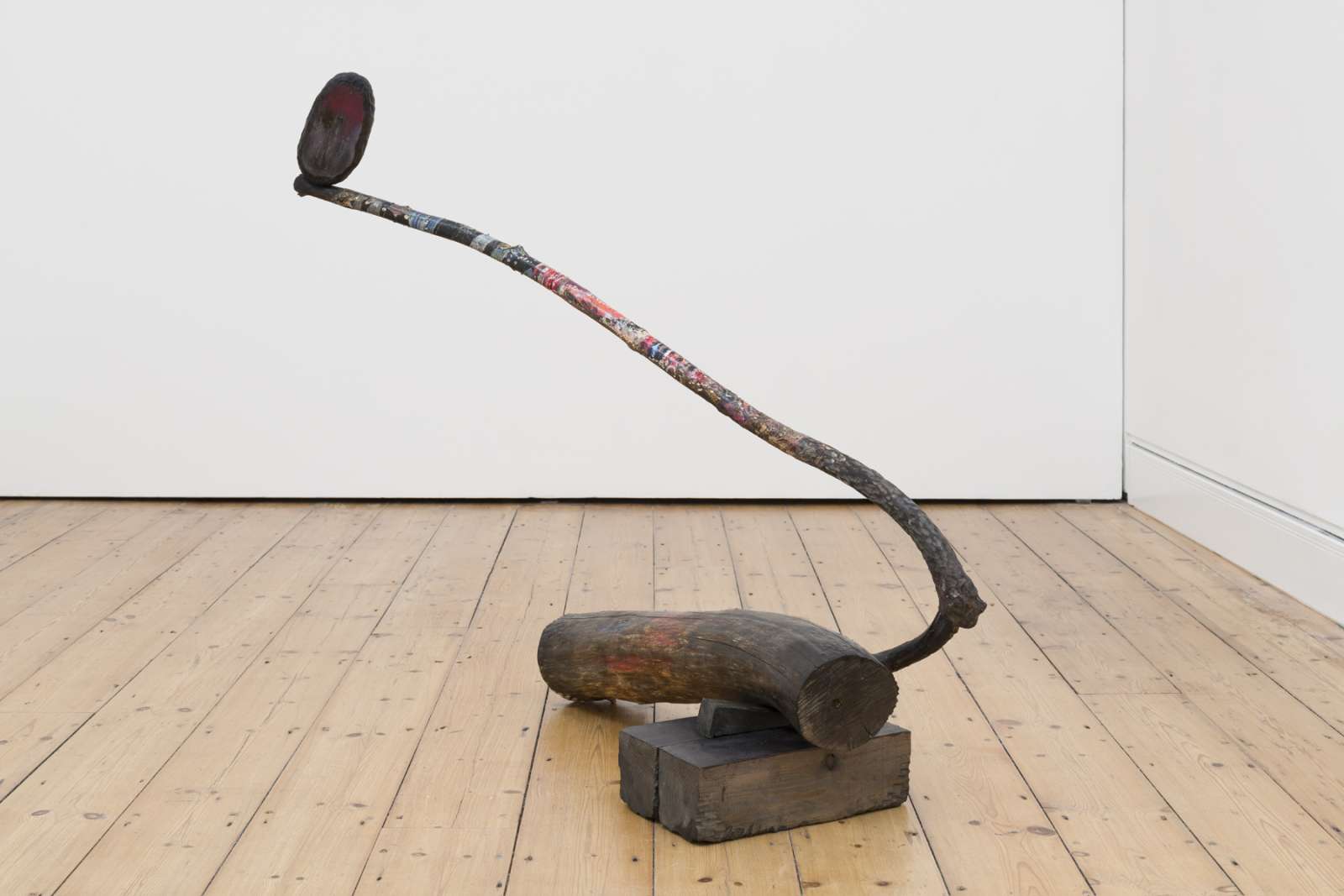 Anderson Borba, 'Selfie', 2024., Wood, wood stain, wood paint, paper, oil stick, oil paint, lacquer, wax, and gilt cream, 95 x 27 x 76 cm. Courtesy of the artist and The Approach, London PhotO: Michal Brzezinski