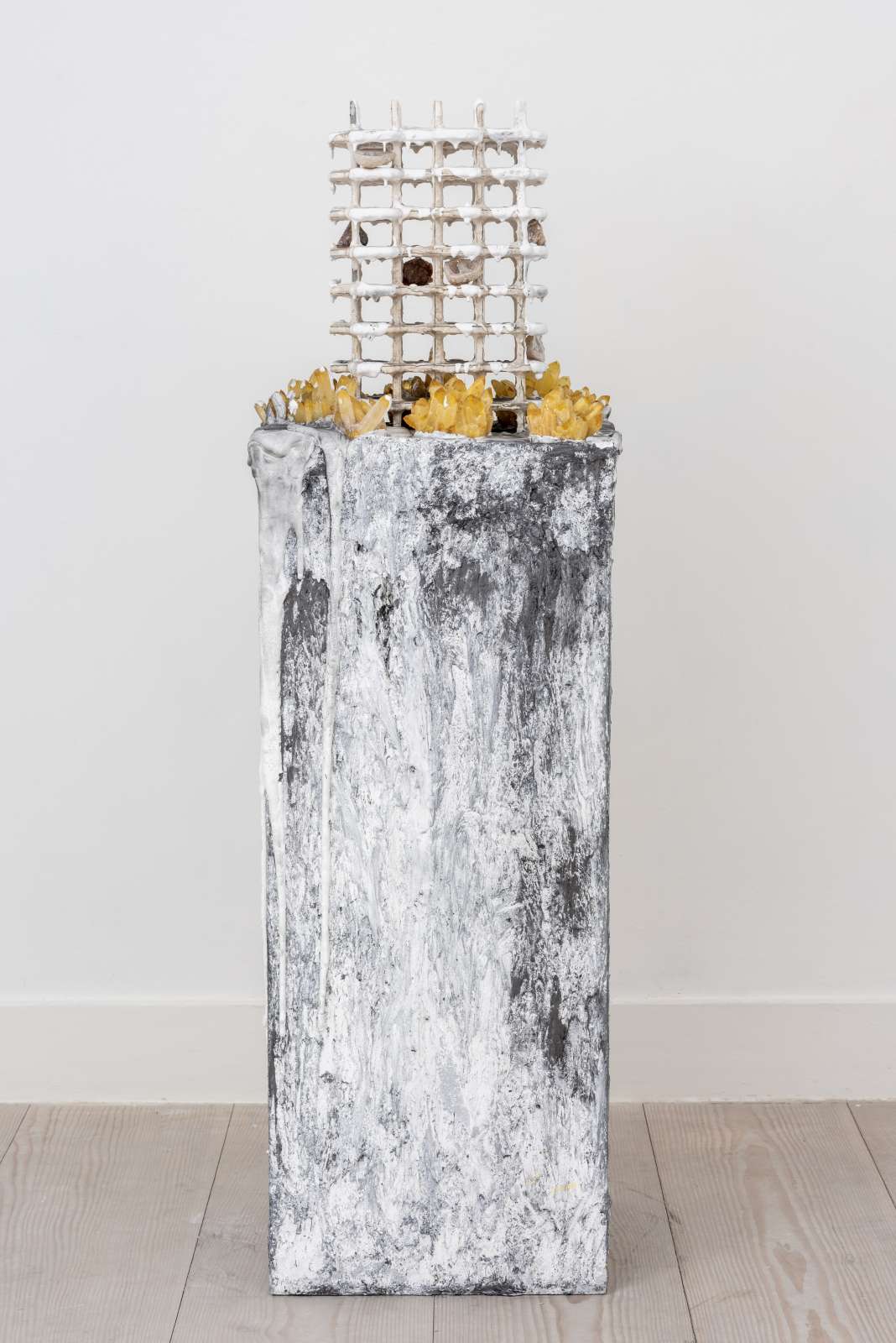 Aida Mahmudova, Untitled, 2022, FDM 3d printing, mixed media, gypsum, natural crystals, 144 x 44 x 44 cm