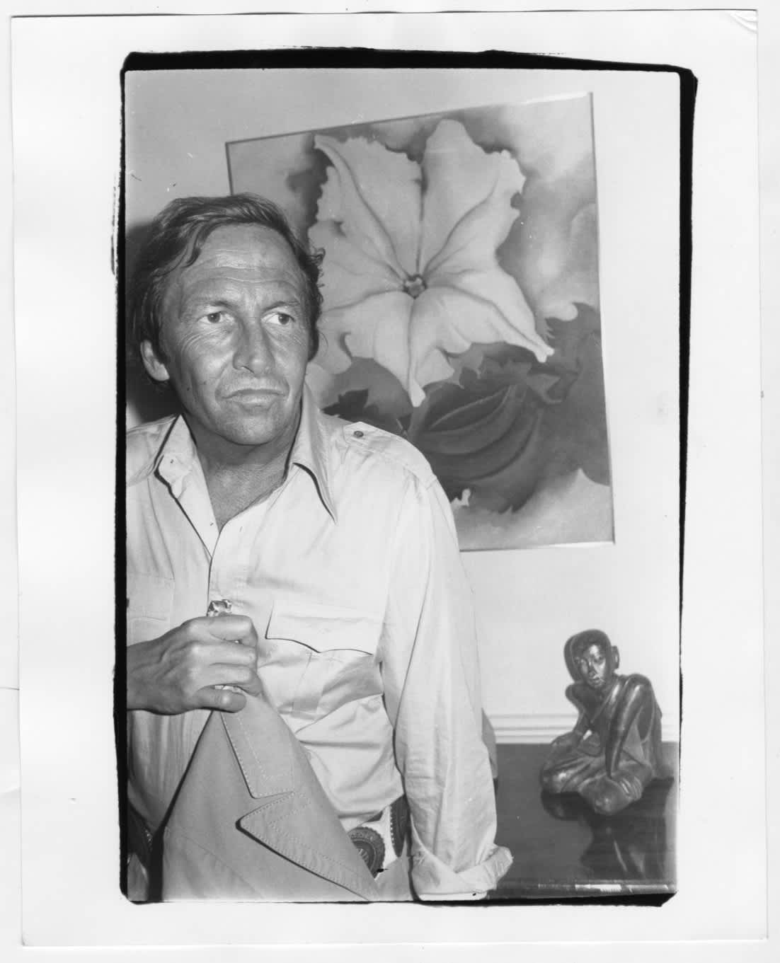 Bob Colacello, 'Robert Rauschenberg, Washington D.C.', 1977, Vintage gelatin silver print, Image 25,4 x 20,3 cm (10 x 8 in),Frame 30,7 x 25,5 x 3 cm (12,09 x10,04 x 1,18 in). © Bob Colacello. Courtesy Thaddaeus Ropac