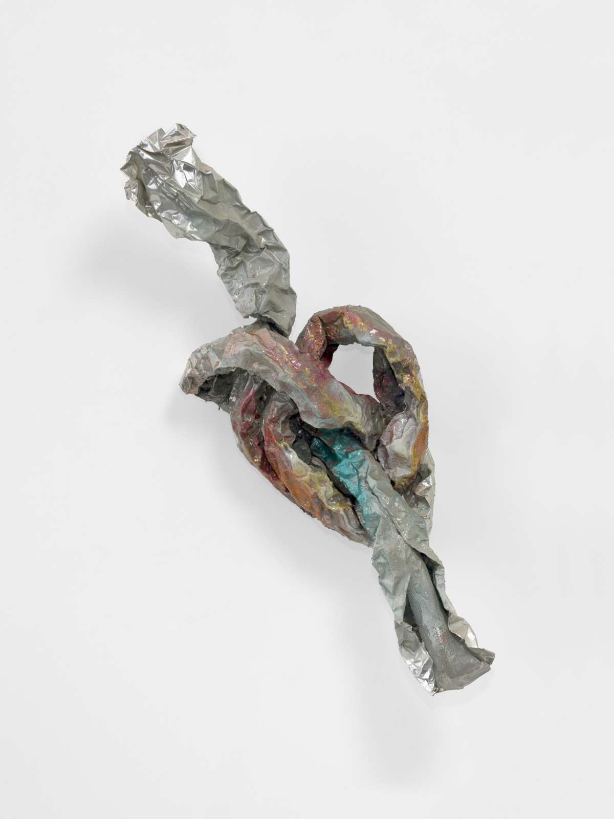 Lynda Benglis, 'Dill', 1974, aluminium wire mesh, aluminium foil, sparkles, sculp-metal, lacquer, 135.9 x 48.3 x 38.1 cm. 53 1/2 x 19 1/2 x 15 in.  © Lynda Benglis. Licensed by VAGA at Artists Rights Society (ARS), NY. Courtesy the artist, Pace Gallery and Thomas Dane Gallery. Photo: Todd-White Art Photography.