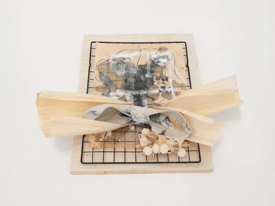 Uri Aran, 'Summary (in a few words)', 2024. Metal grid, transfer print, graphite, oil pastel, underglaze pencil, trim, resin, thread and clear glaze on ceramics, 40.5 x 44 x 14 cm © Uri Aran. Courtesy the Artist and Sadie Coles HQ, London. Photo: Arthur Gray.