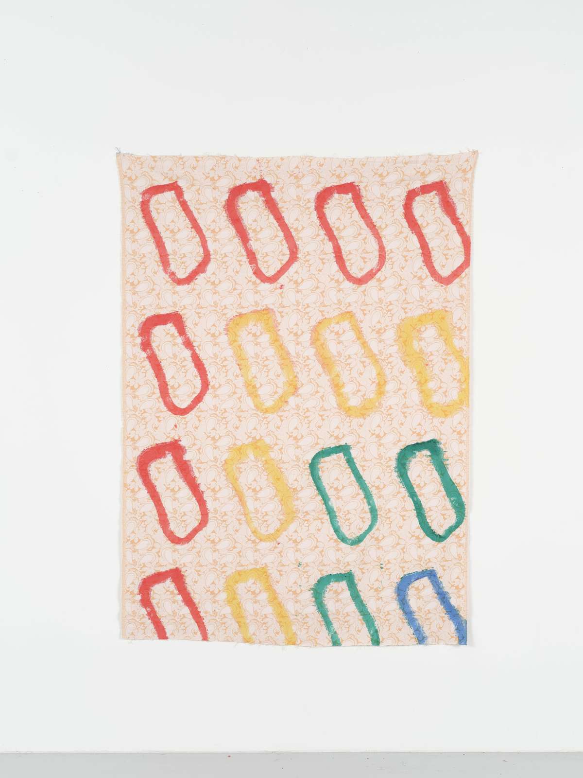 Claude Viallat, '2022/115', 2022. Acrylic on fabric, 181 × 129.1 cm. © Claude Viallat. Courtesy Ceysson & Bénétière. Photo: Studio Rémi Villaggi.