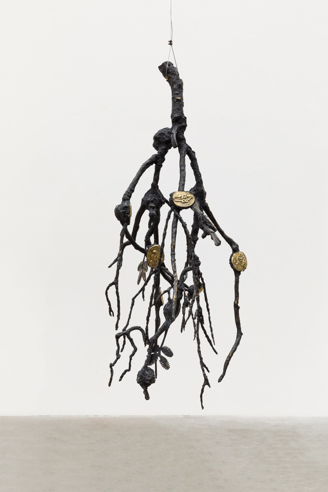 Naufus Ramírez-Figueroa, A mirror tree, 2022