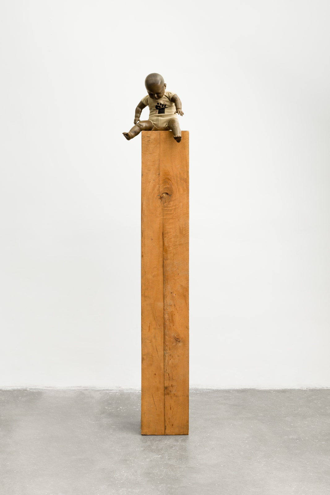 Paulo Nazareth, All power to people [todo poder ao povo], 2023