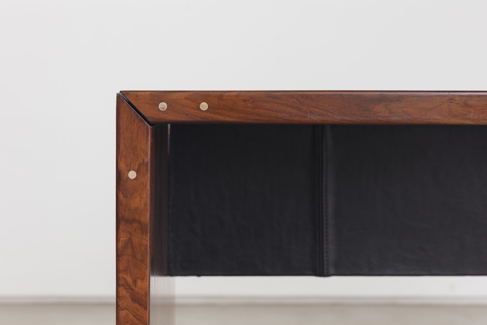 Jorge Zalszupin, Folding desk, 1974