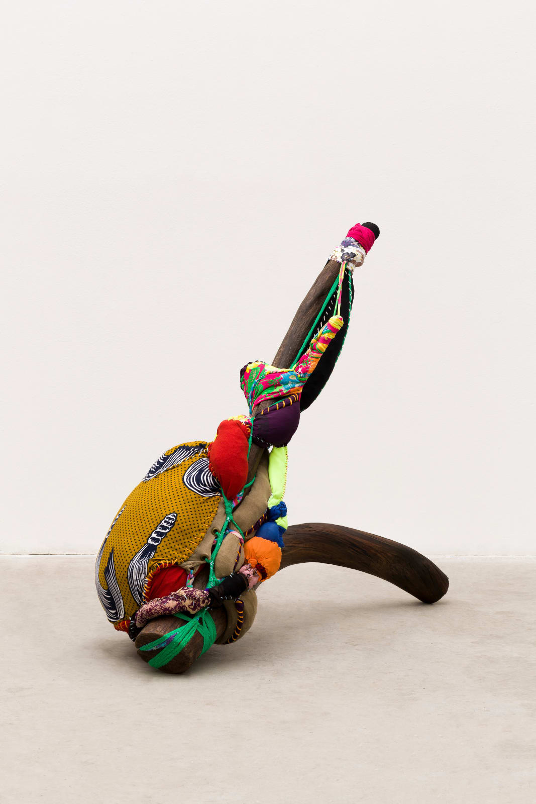 Sonia Gomes, Timbre, from Raiz series, 2018